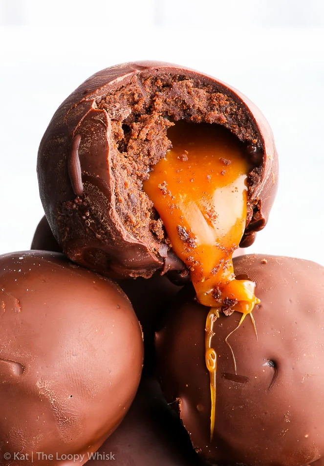 Tartufini di brownie con caramello salato