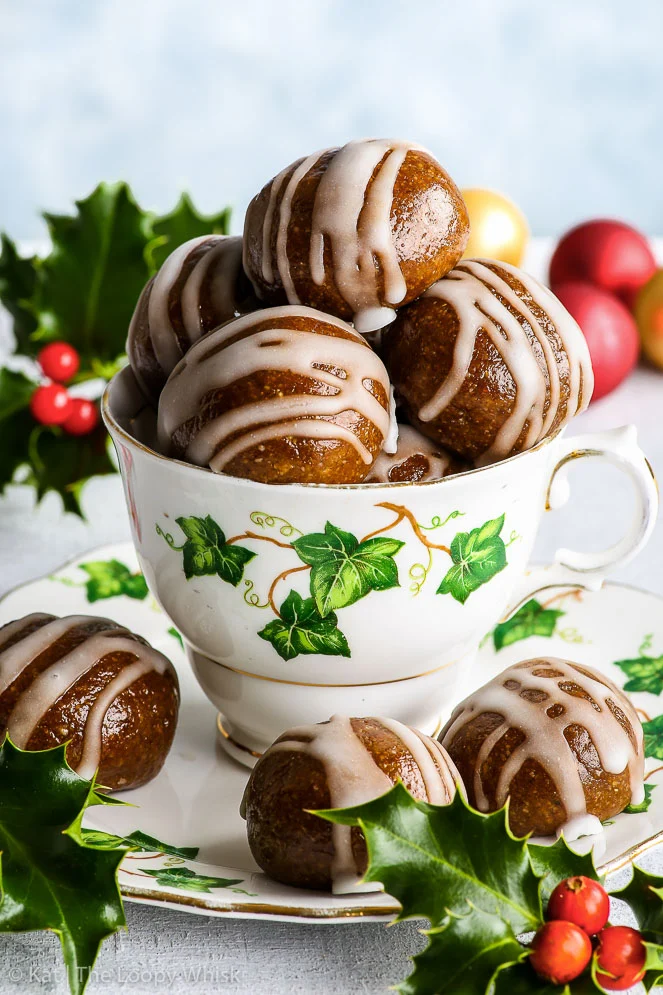 Bocconcini di impasto di biscotti allo zenzero (vegan, senza cottura)