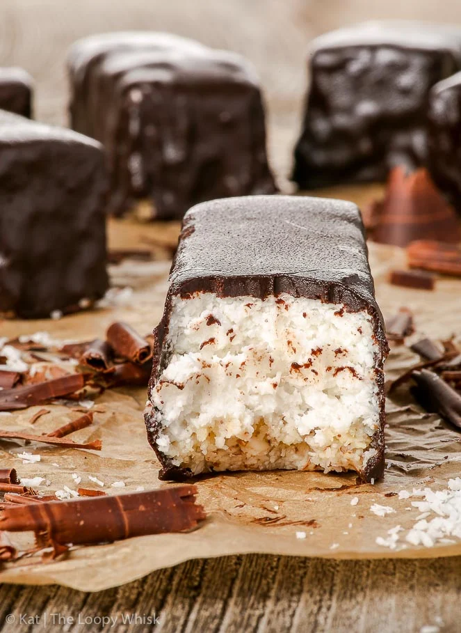 Barrette di cocco ricoperte di cioccolato (vegane)