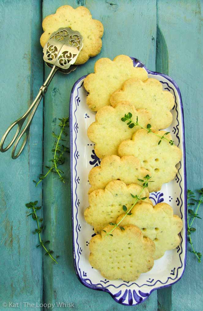 Biscotti al limone e timo, stile shortbread