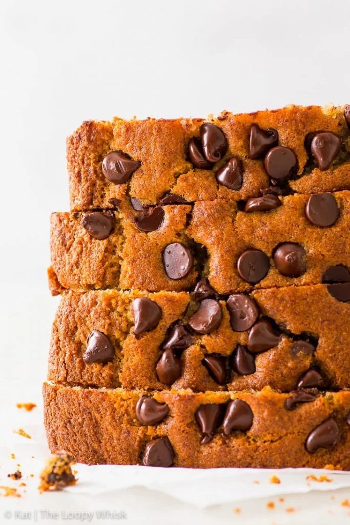 Torta di banane e pepite di cioccolato