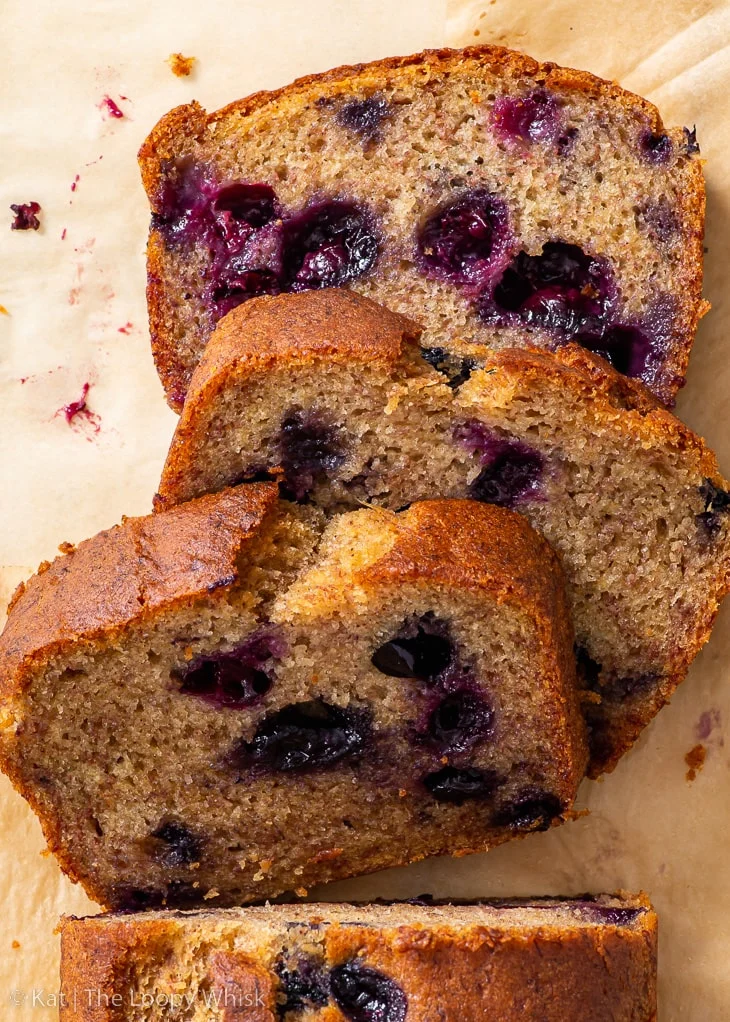 Torta di banane e mirtilli