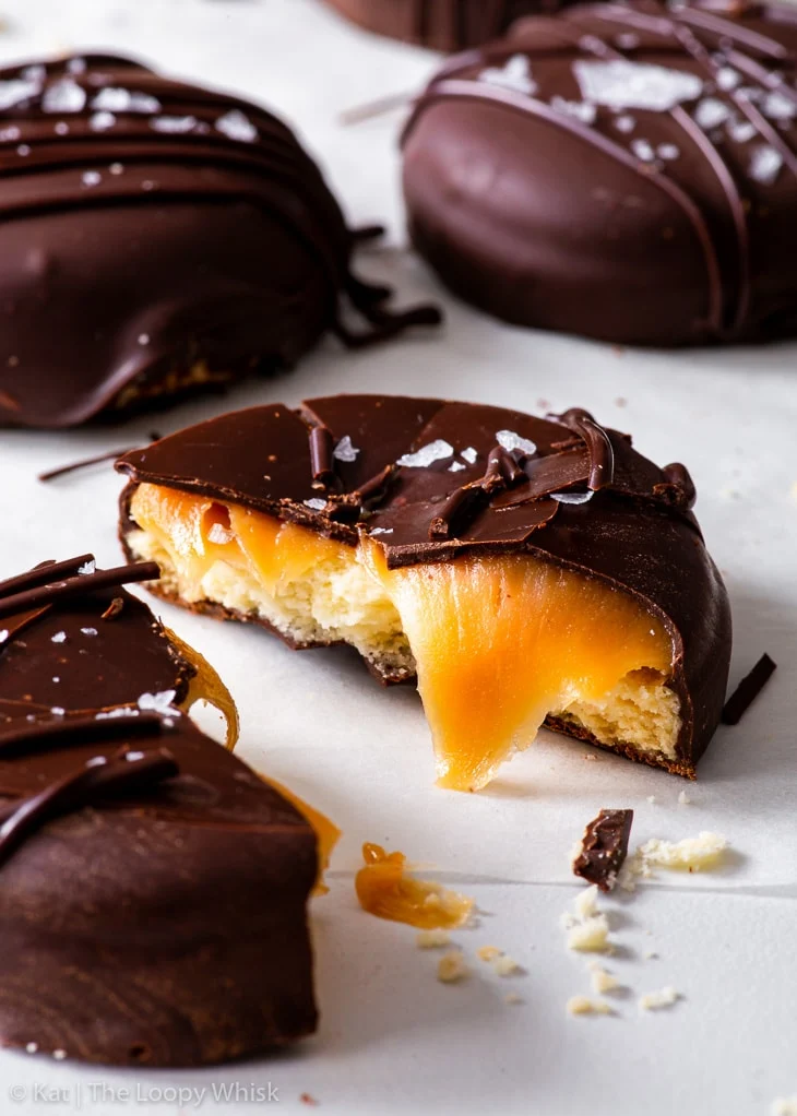 Biscotti al caramello e cioccolato (tipo Twix)
