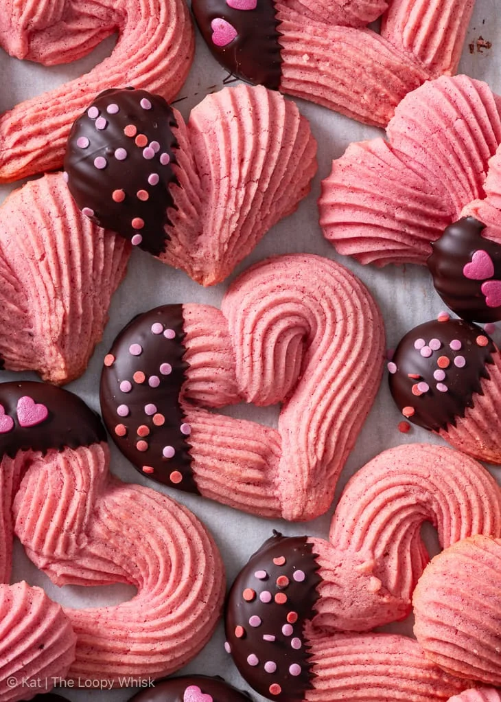 Biscotti al burro rosa