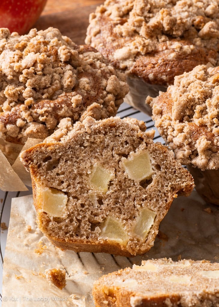Muffin di mela con crumble di cannella