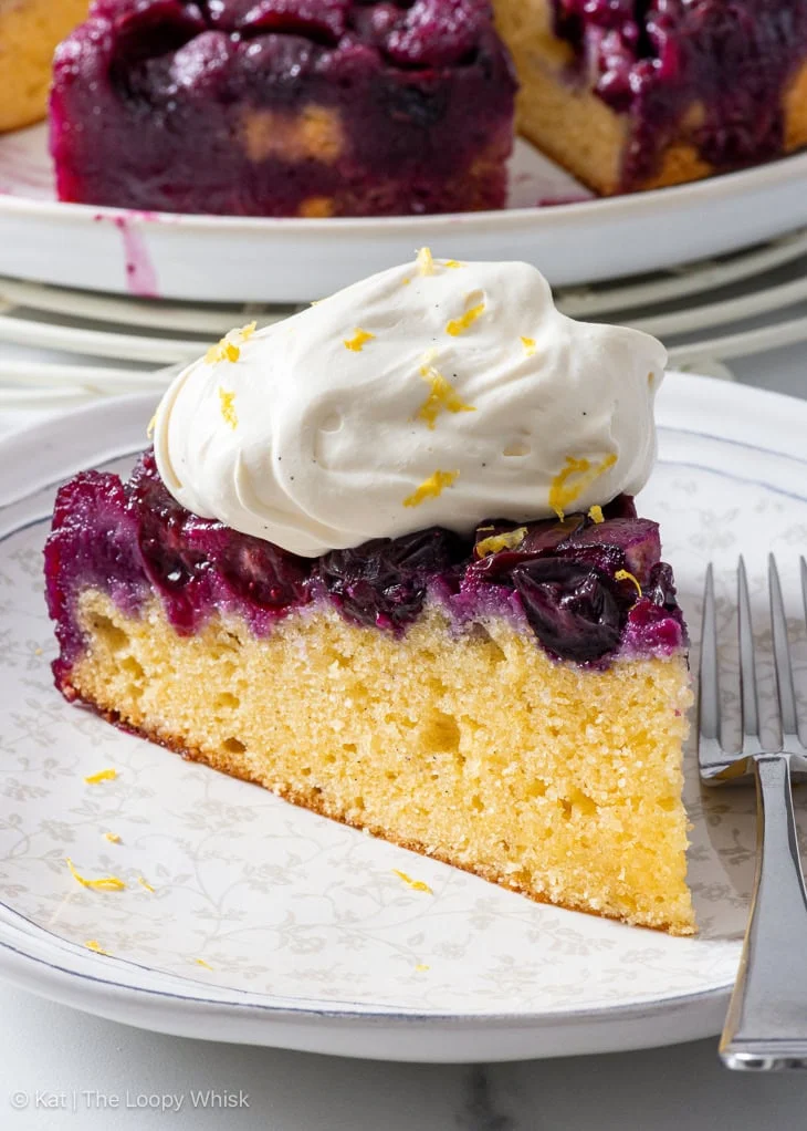 Torta rovesciata di mirtilli