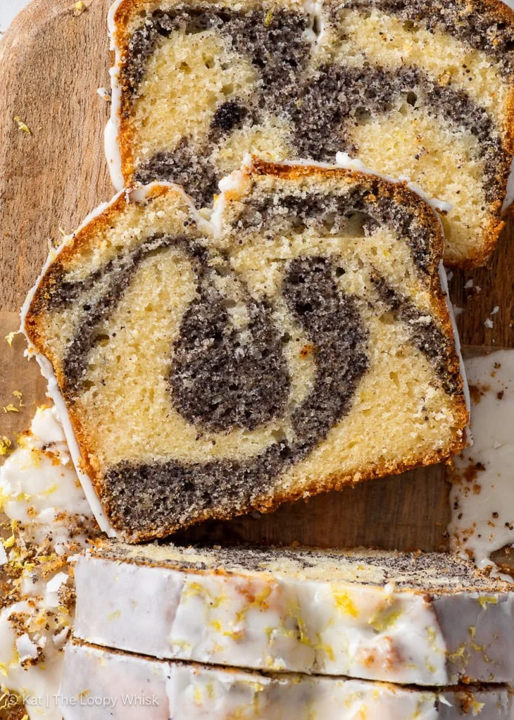 Torta di limone e semi di papavero