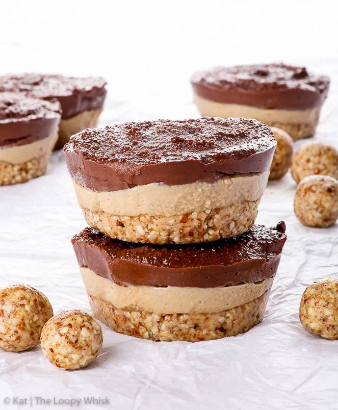 Mini cheesecakes vegan al cioccolato e caffè