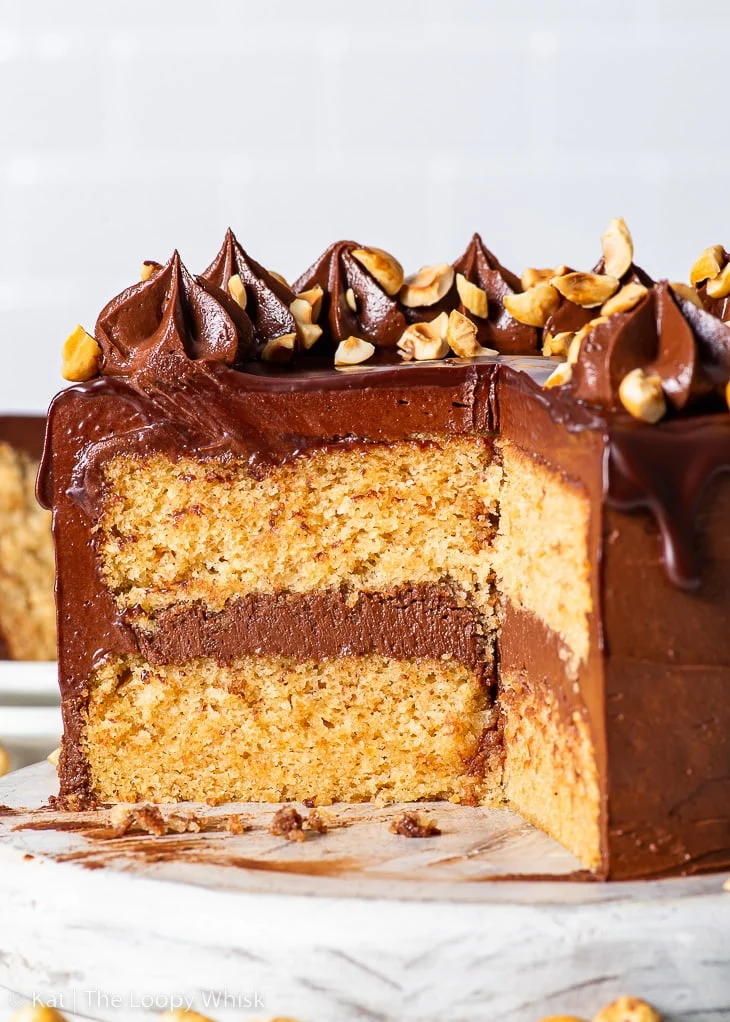Torta di cioccolato e nocciole