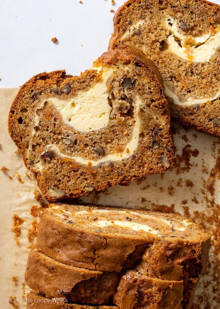 Pane di carote con crema alla vaniglia