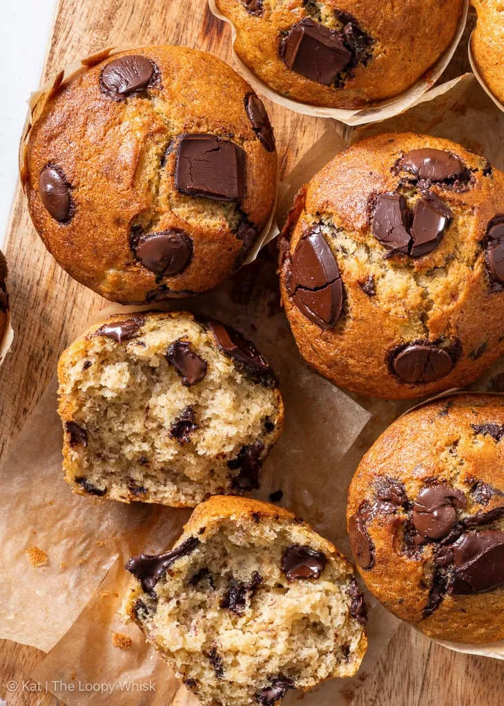 Muffin di banana e gocce di cioccolato